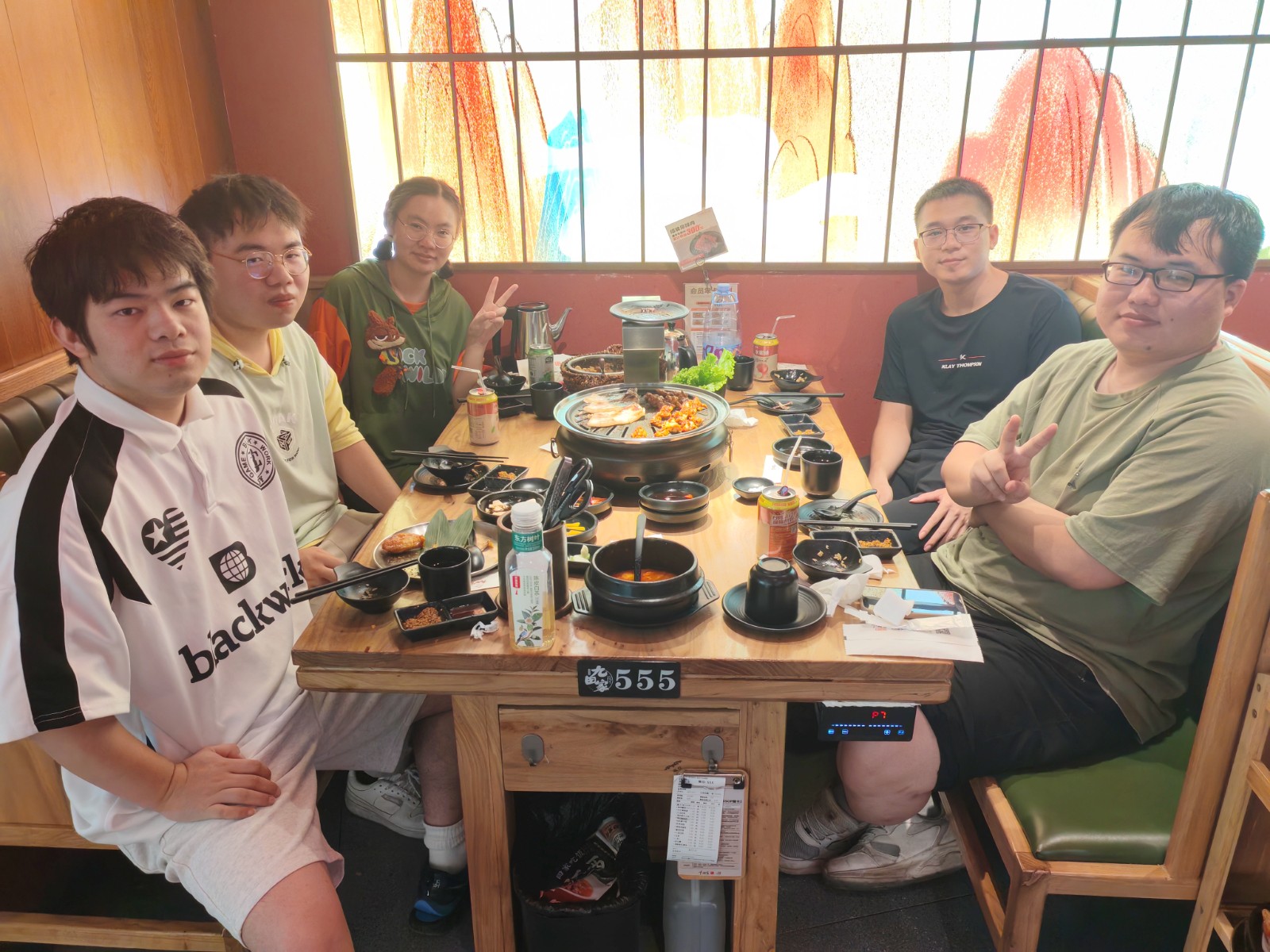 吃烤肉.jpg