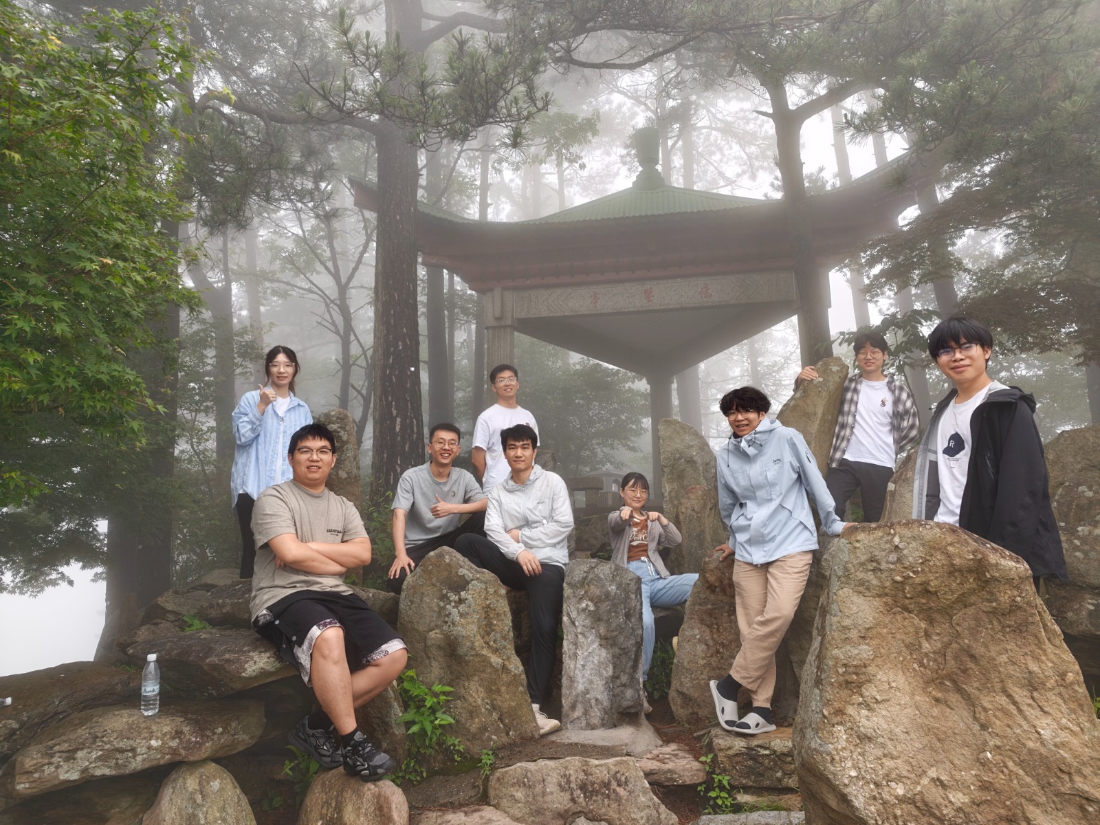 庐山.jpg 庐山.jpg