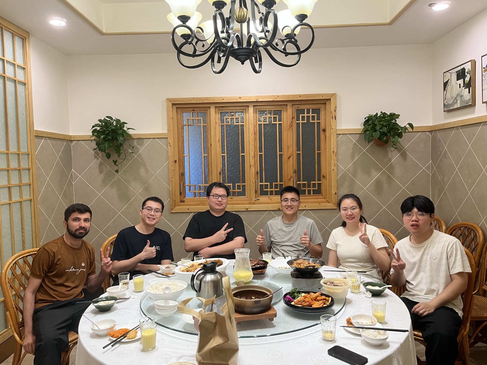 毕业聚餐.jpg 毕业聚餐.jpg