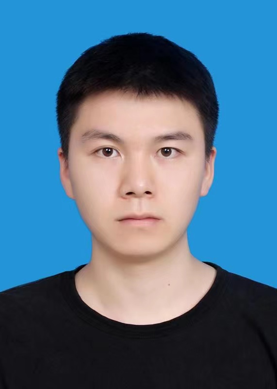 2024级博士 何佳洲.jpg