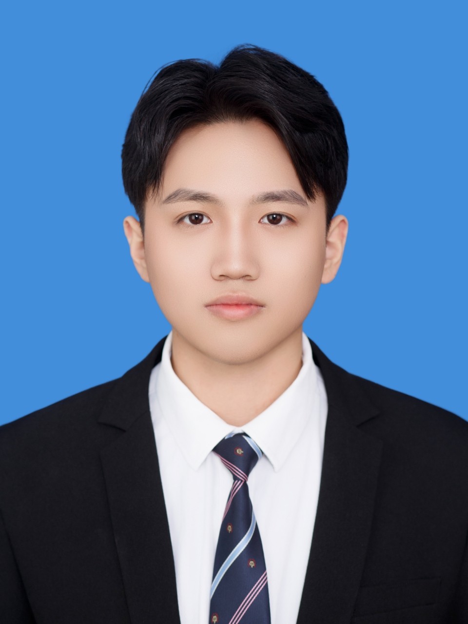 2025级硕士 杨斯翰.jpg